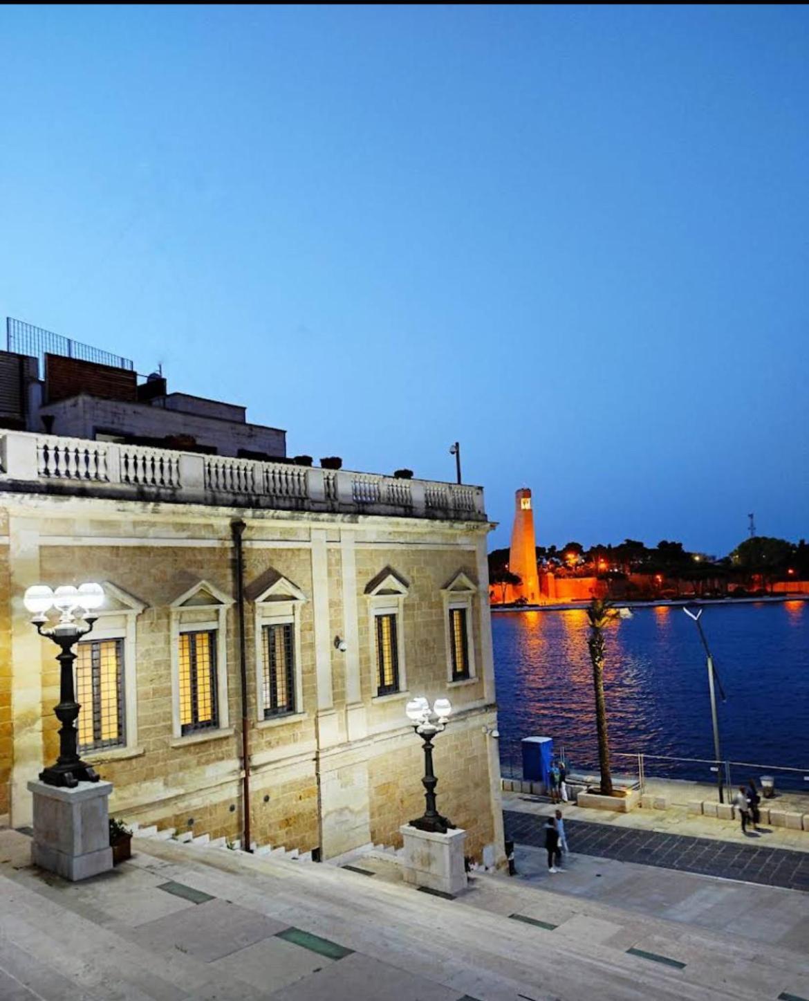 Flora House Hotel Brindisi Eksteriør billede